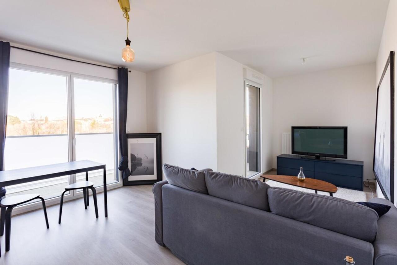 Le Rio, Appartement Avec Terrasse & Parking Rennes Luaran gambar