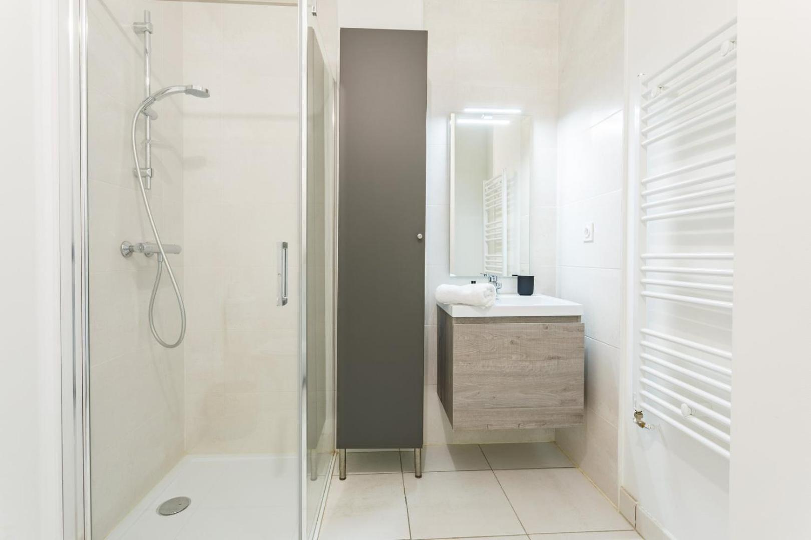 Le Rio, Appartement Avec Terrasse & Parking Rennes Luaran gambar