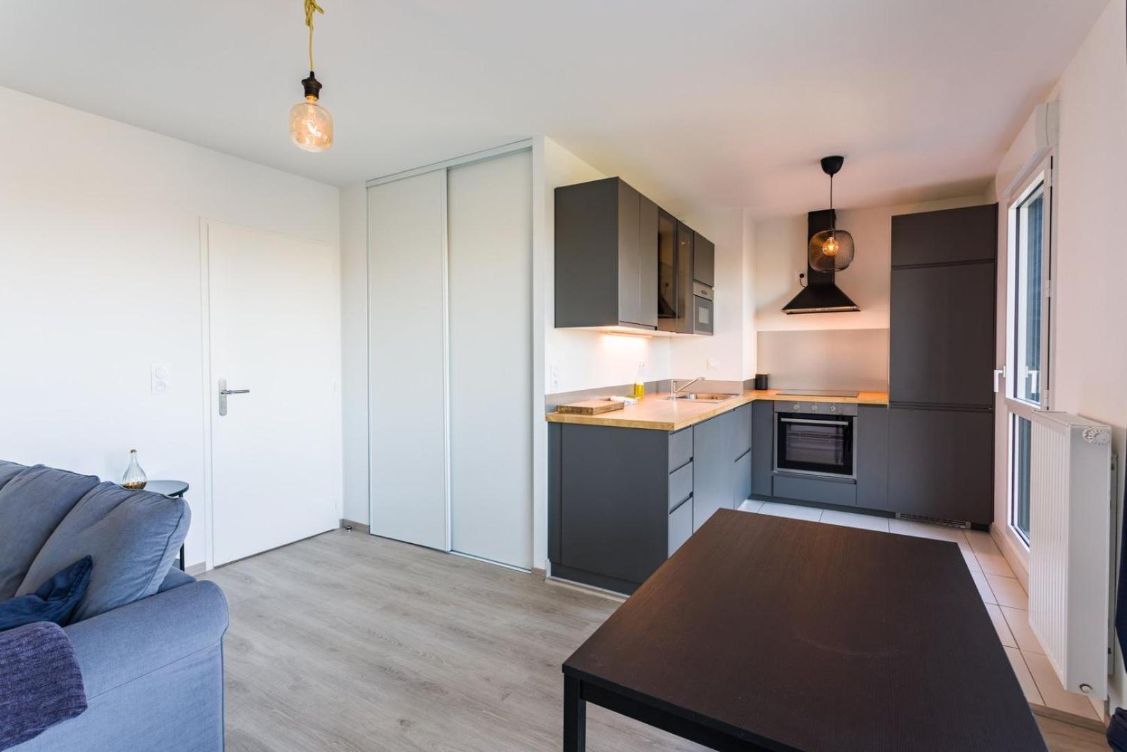 Le Rio, Appartement Avec Terrasse & Parking Rennes Luaran gambar